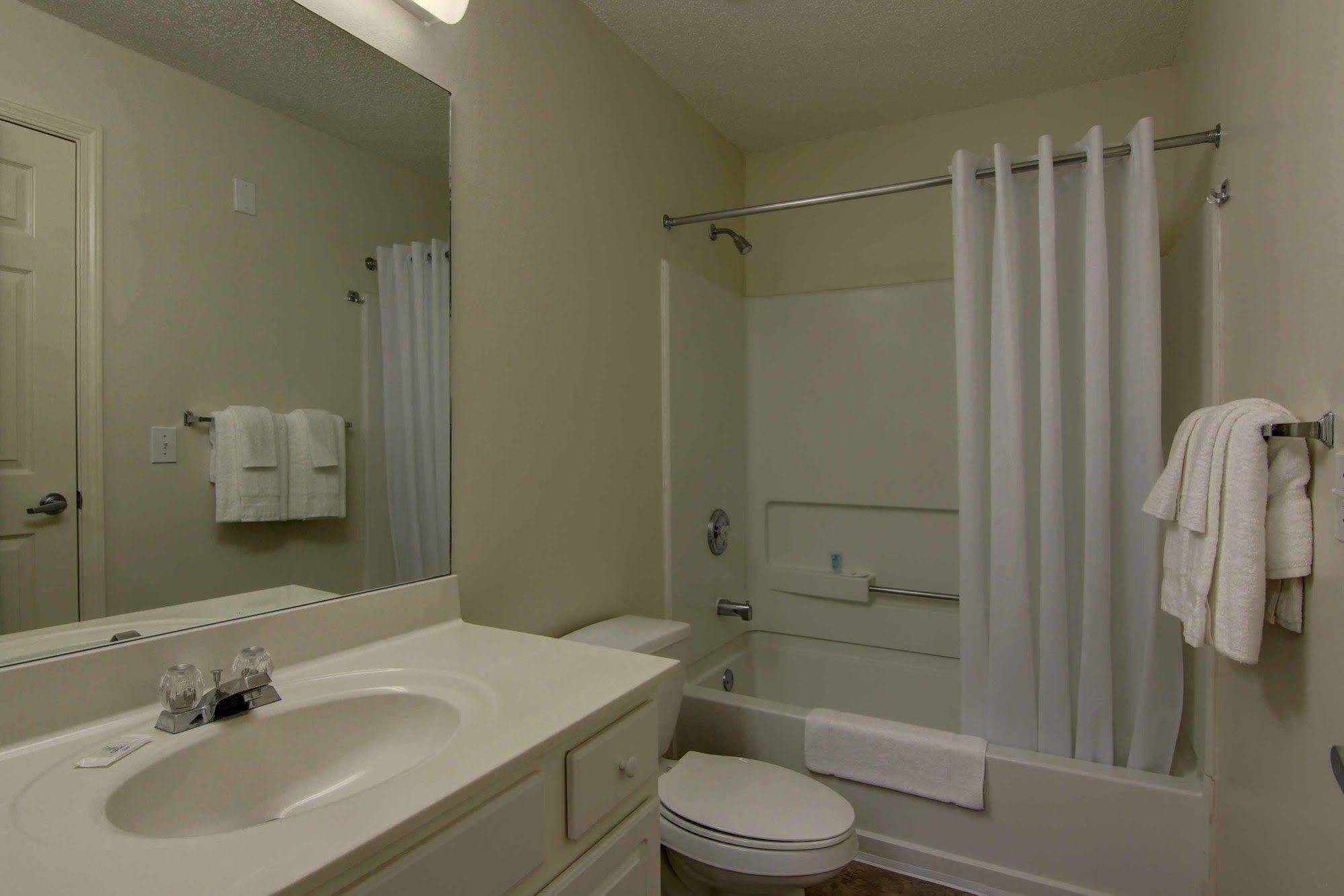 Intown Suites Extended Stay Marietta Ga - Roswell Rd Eksteriør billede